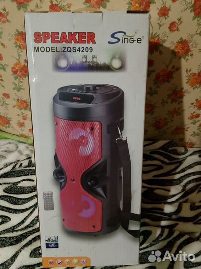 Блютуз колонка 