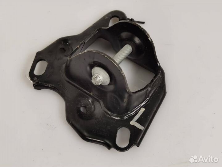 Крепление рычага заднее левое BMW X2 F39 2021