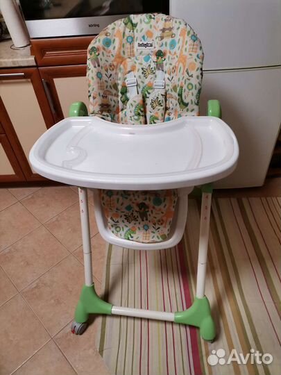 Стул для кормления (треб. ремонта или на запчасти)
