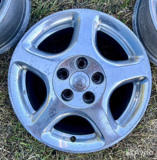 Диски литые Toyota R16 7J 5x114,3