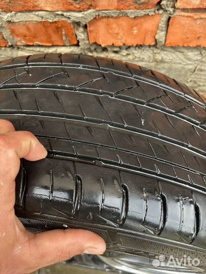 Arivo Ultra ARZ5 225/45 R18