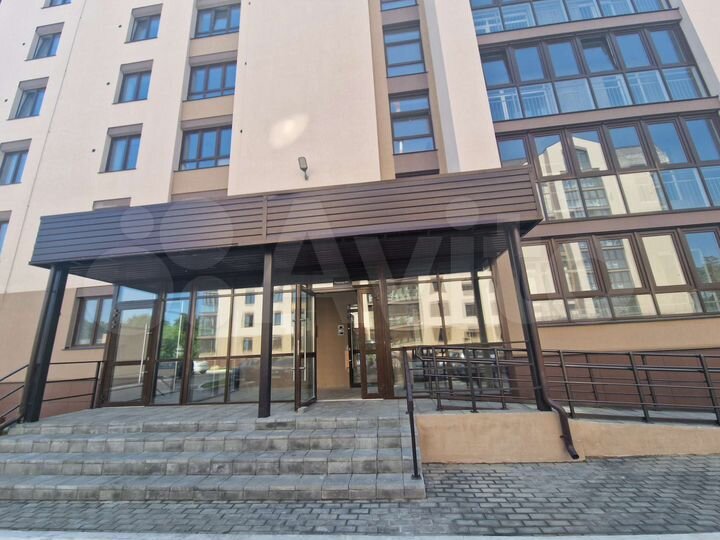 4-к. квартира, 117 м², 2/8 эт.