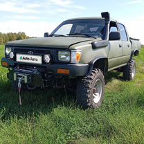 Toyota Hilux 2.8 MT, 1993, 300 000 км, с пробегом, цена 750 000 руб.