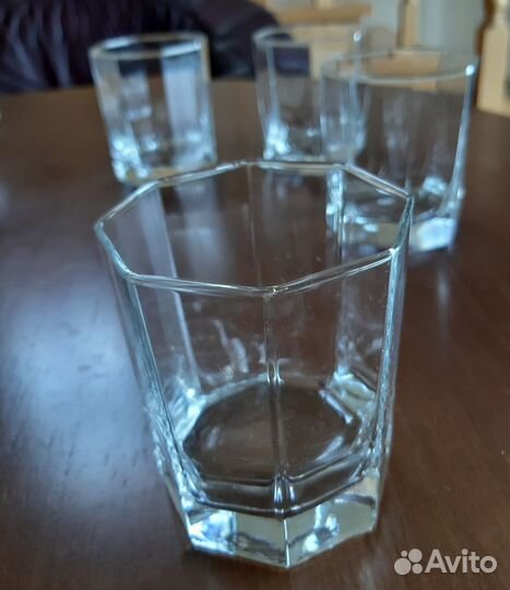 Стаканы с гранями для воды, других напитков