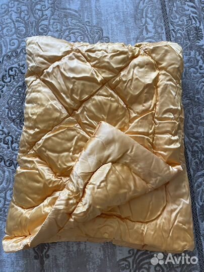 Одеяло пуховое