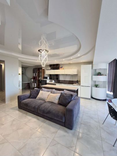 3-к. квартира, 142 м², 7/7 эт.