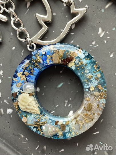 Именной брелок буква подарок для ключей