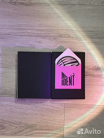 Альбом stray kids MAX ident