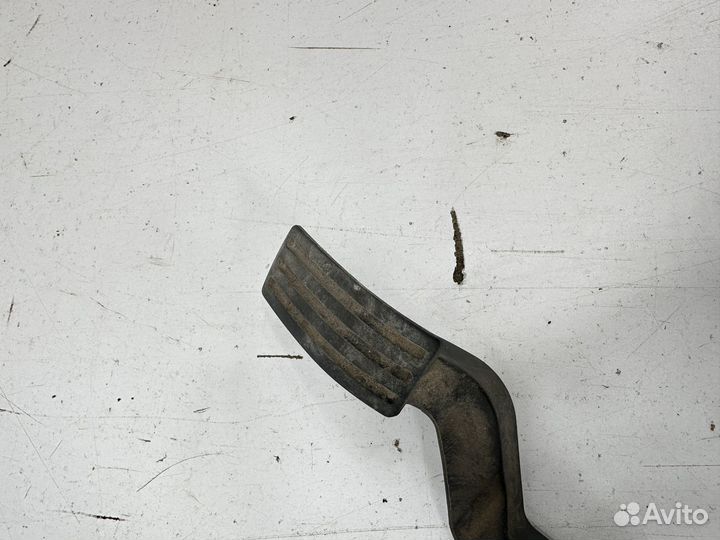 Ford Fusion педаль газа