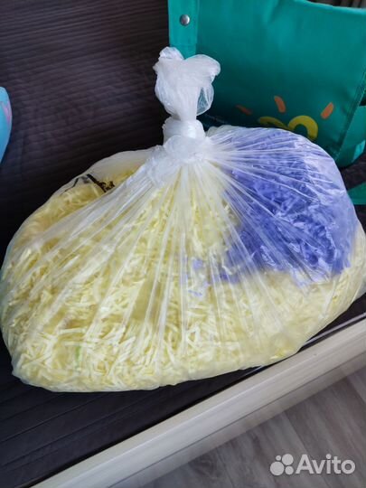 Бумажный наполнитель для подарков