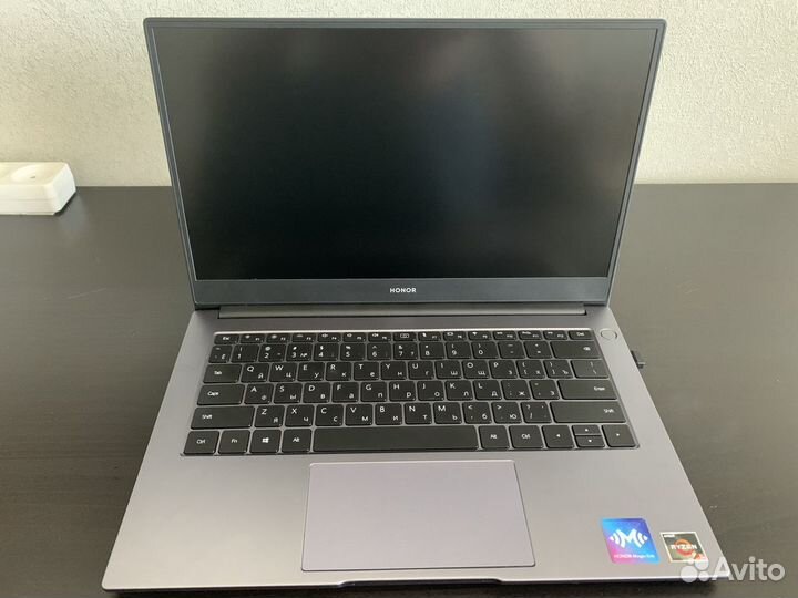 Ноутбук Honor MagicBook 14 R5/8/512