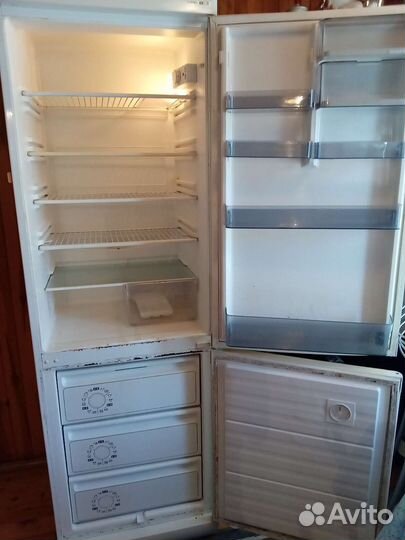 Холодильник бу Siemens