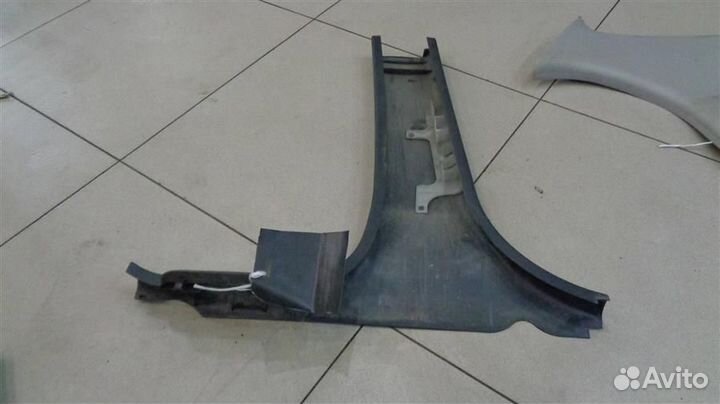 Обшивка стойки средняя правая (внутри) Toyota Ech