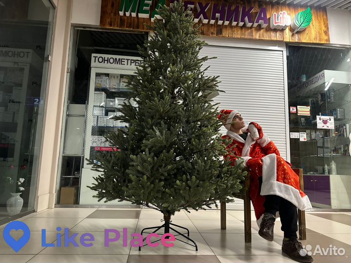 Литая елка новая