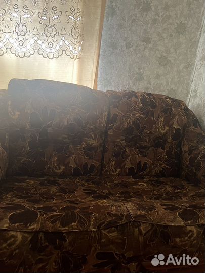 Диван и 2 кресла