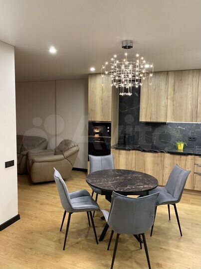 2-к. квартира, 90 м², 20/26 эт.