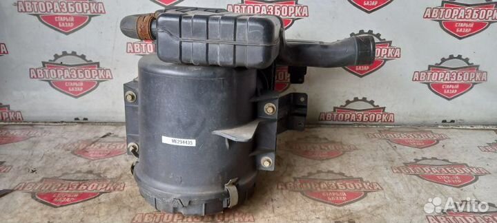 Корпус воздушного фильтра Mitsubishi Fuso Canter