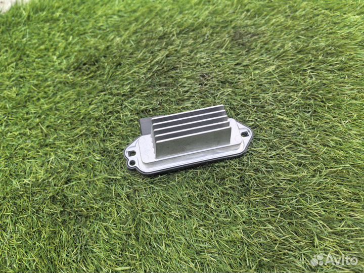 Реостат печки Mazda Axela blefw 2009