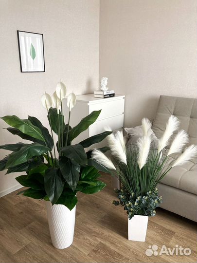 Искусственные цветы и деревья