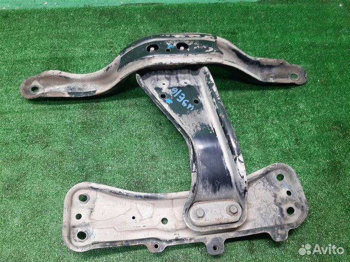 Кронштейн опоры кпп Subaru Legacy/ Outback BM/B14