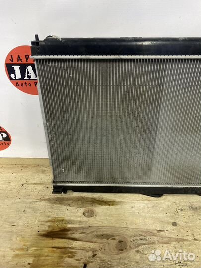 Радиатор охлаждения Infiniti M Y50
