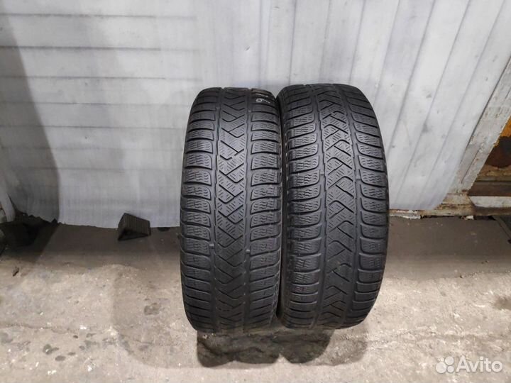 Pirelli Winter Sottozero 3 215/60 R16 95H