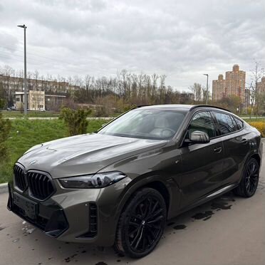 BMW X6 3.0 AT, 2025, 4 300 км
