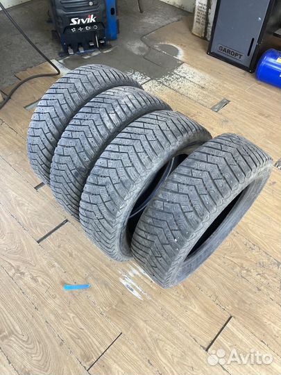 Goodyear UltraGrip Ice Arctic SUV 215/65 R17