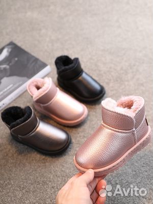 Теплые зимние ботинки уги