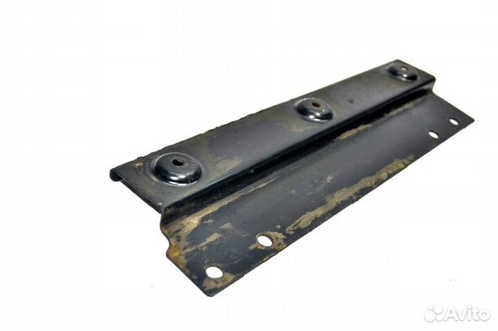 Кронштейн крыла переднего моста, левый mercedes-be