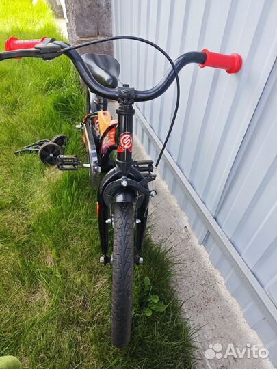 Детский велосипед 16