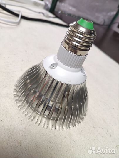 Фитолампа для растений бу