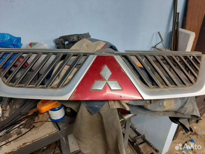 Решетка outlender xl