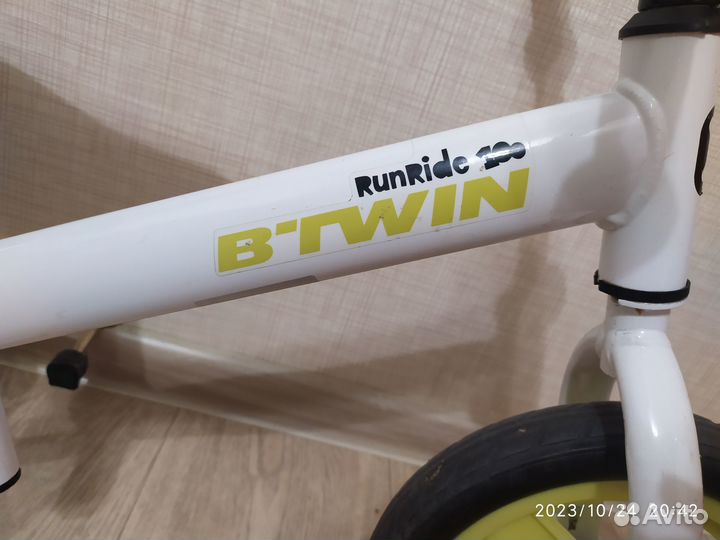 Беговел btwin
