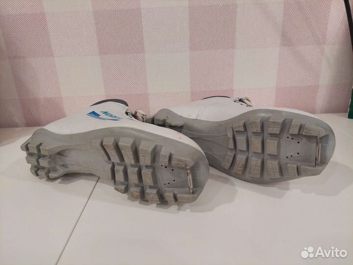 Лыжные ботинки 37р