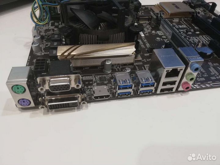 Материнская плата + процессор G 3900 + 8 GB DDR3