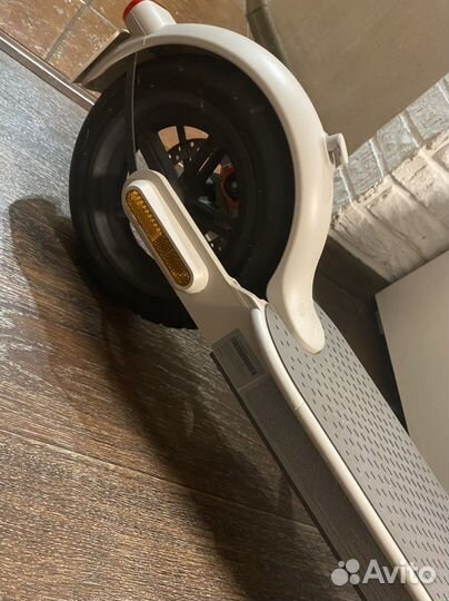 Электро самокат Xiaomi Mi Electric Scooter 3