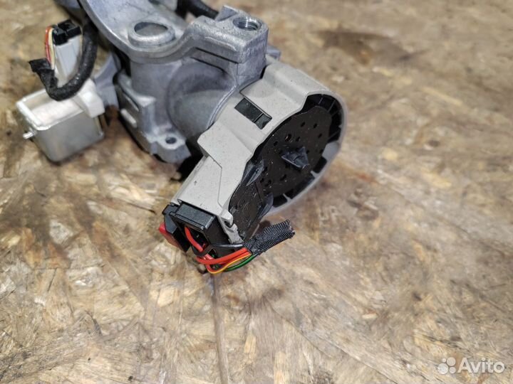 Замок зажигания Volkswagen Amarok рест. 2018