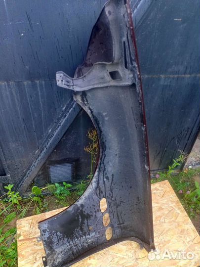 Переднее правое крыло Maserati Quattroporte