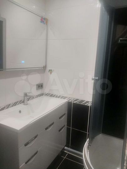 4-к. квартира, 74 м², 4/5 эт.