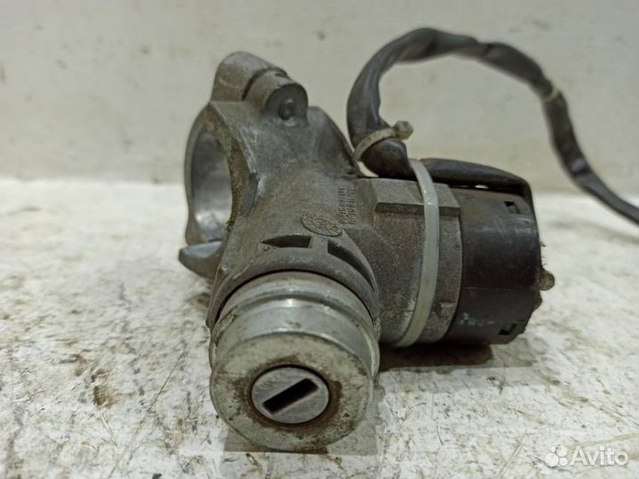 Замок зажигания A6674600504