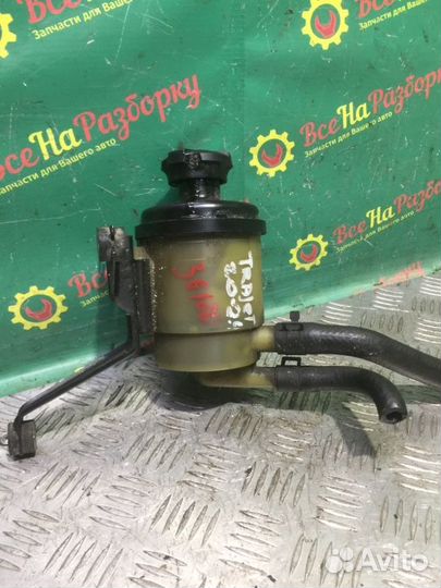 Бачок гидроусилителя руля Hyundai Trajet