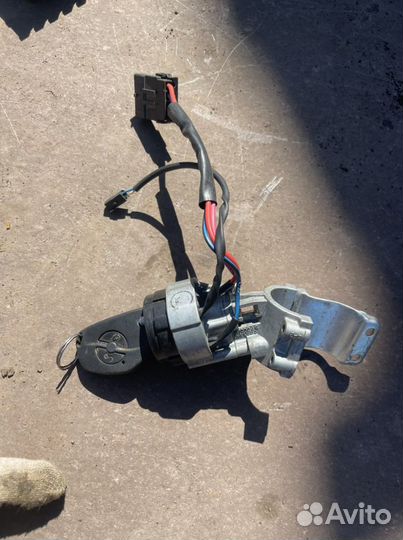 Замок зажигания Chevrolet Niva