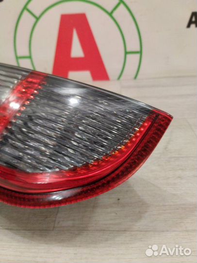 Фонарь в крыло задний левый Ford Focus универсал
