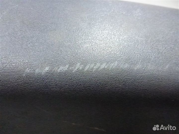 Обшивка двери передняя правая Mitsubishi L200 KB4T