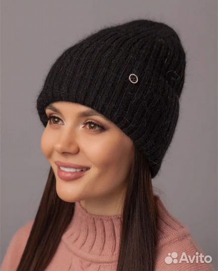 Шапка женская вязаная
