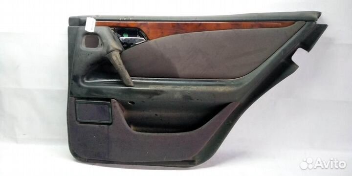 Обшивка двери задней правой mersedesbenz W210 E 9