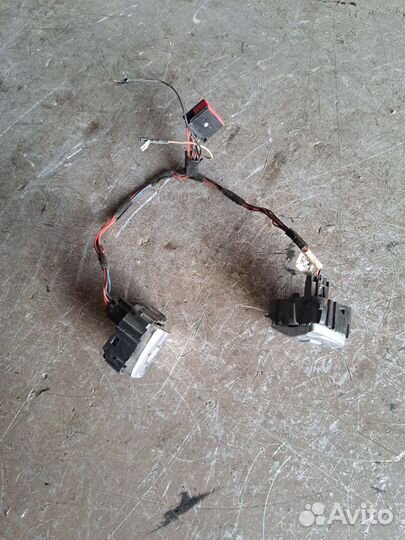 Кнопки руля Ford Mondeo 4