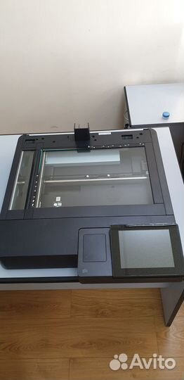 Автоподатчик ADF / ЖК Панели