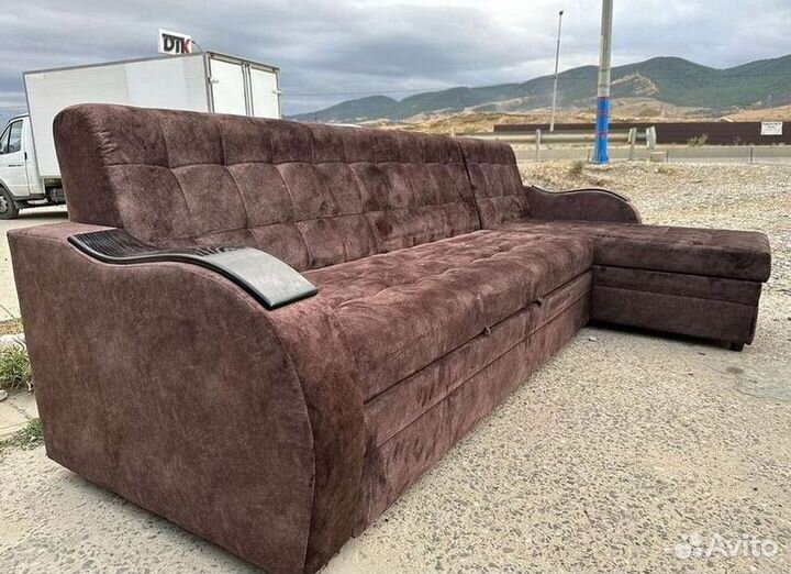 Угловой диван раскладной на заказ